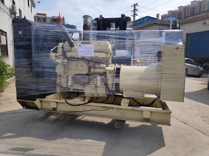 貝寧共和國客戶采購二手發(fā)電機組